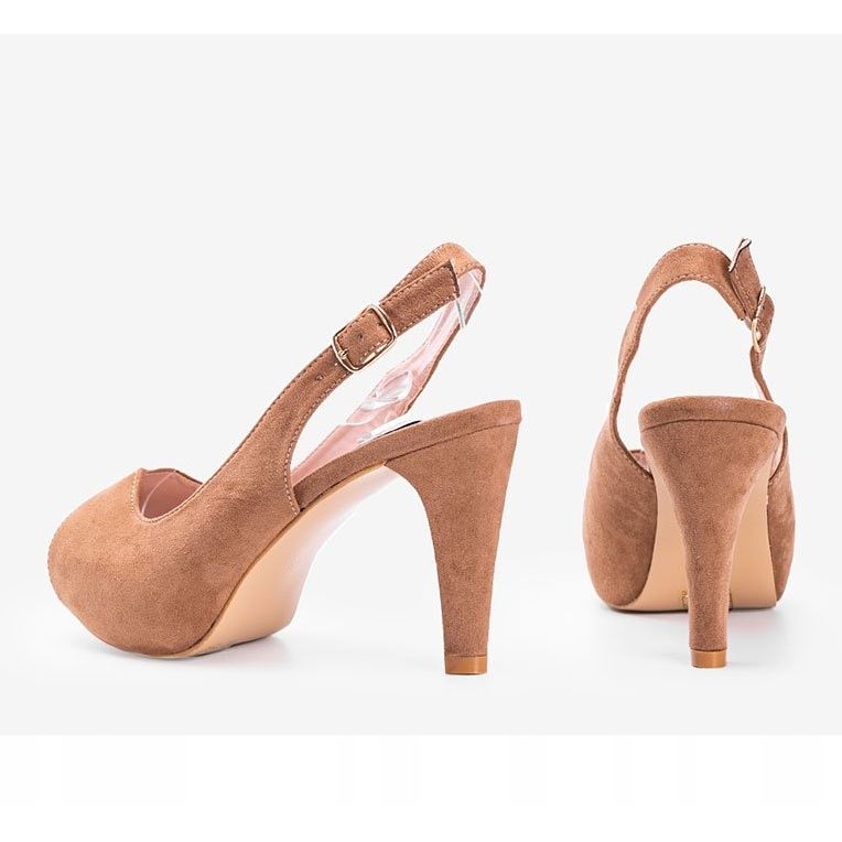 Juns bruna sandaler med stilettklack 2