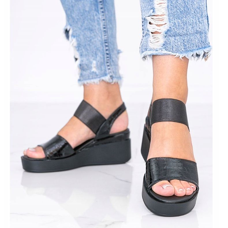 Svarta kilsandaler från Tiffi 1