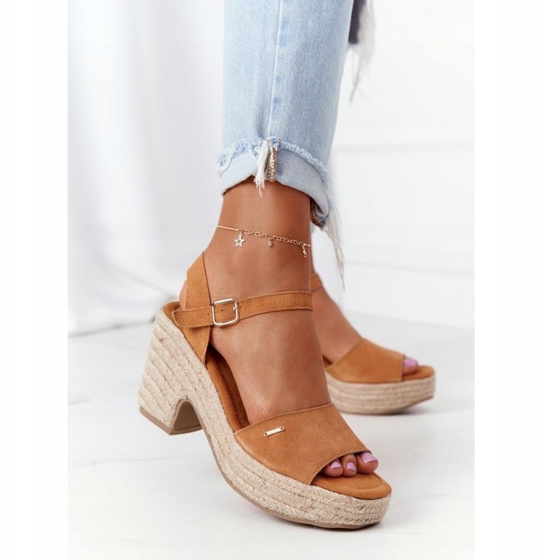 Big Star Sandaler på hög klack med en flätad stor stjärna HH274394 kamel brun 1