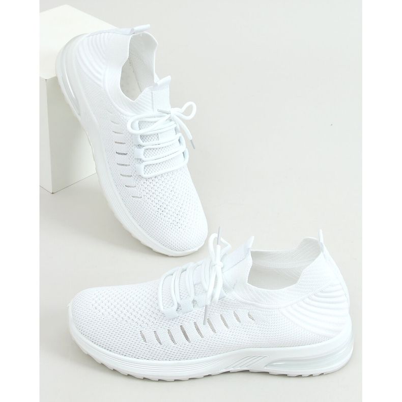 Vita sportstrumpor JHY90820 Vit 1