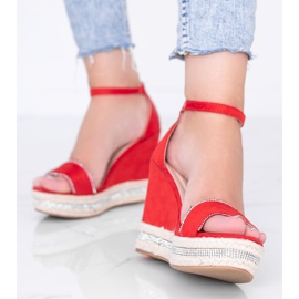 Röda kilsandaler med Sun Sparrow cubic zirconia 1