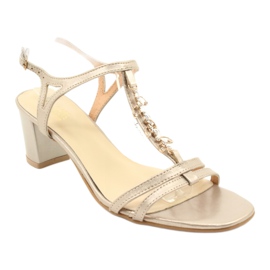 Guldsandaler på stolpe med Zircon Espinto S352 gyllene 2