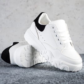 SHELOVET Trendiga vita sneakers 1