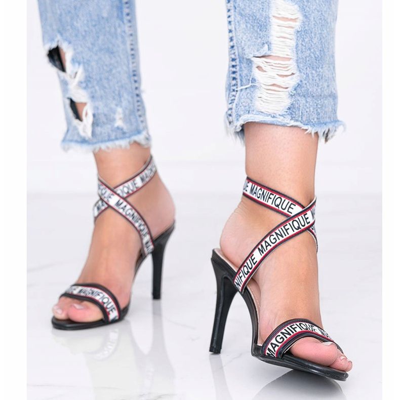 Svarta Venusi sandaler med hög klack 1