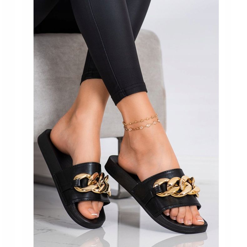 SHELOVET Svarta tofflor med prydnad 2