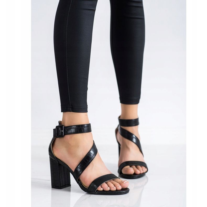 Renda Sandaler på en bar med ekoläder svart 2