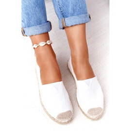 Espadrilles på en flätad sula Big Star HH274493 vit beige 5