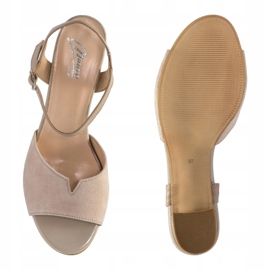 Marco Shoes Beige sandaler 0624P i intressant läder 2