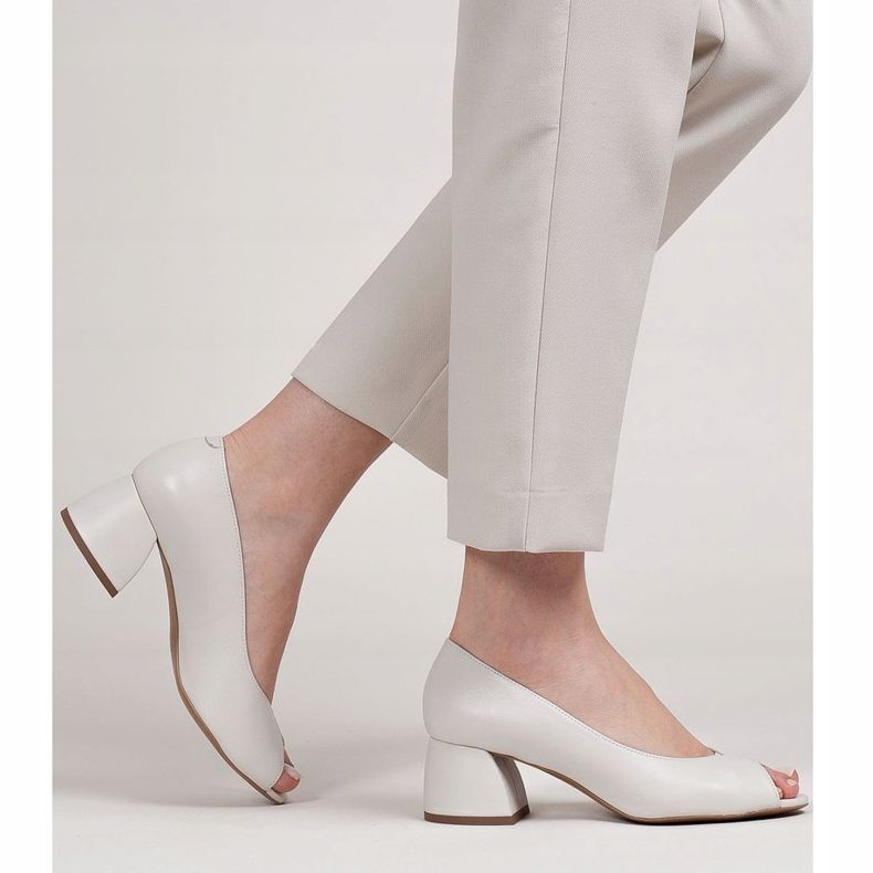 Marco Shoes 1576P beige läderpumpar med stabil häl 2