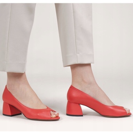 Marco Shoes 1576P röda läderpumpar med stabil häl 1