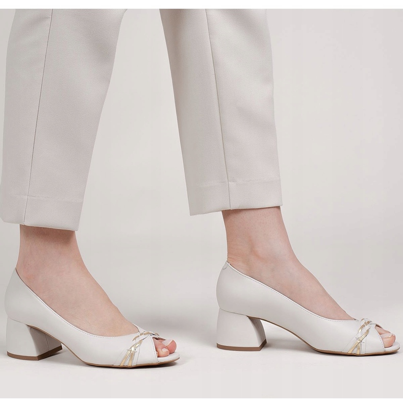 Marco Shoes 1577P vita läderpumpar med stabil häl 2