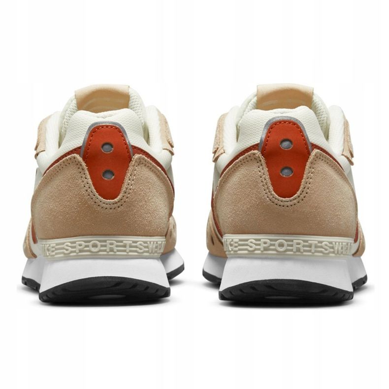 Nike Venture Runner W CK2948-105 beige vit 1