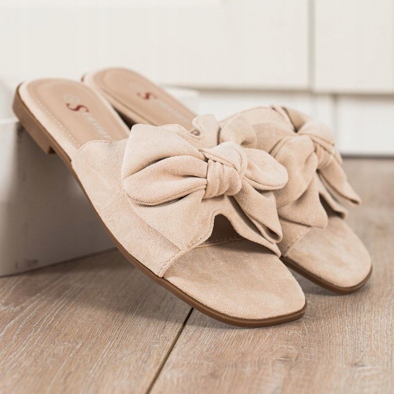 Seastar Snygga beige tofflor 1