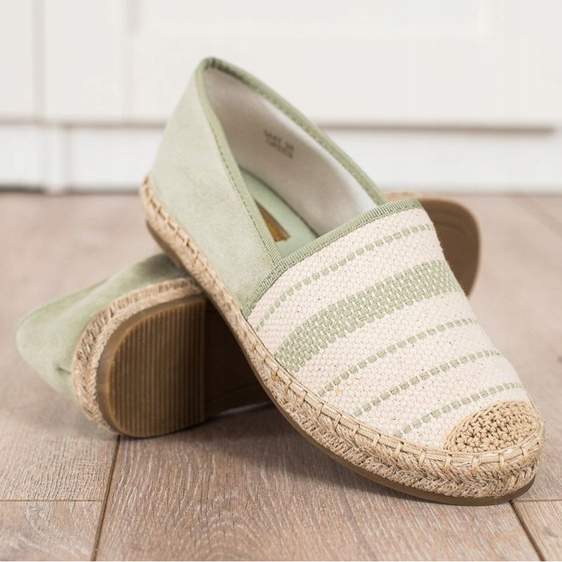 Ideal Shoes Espadriller med mönster grön 1