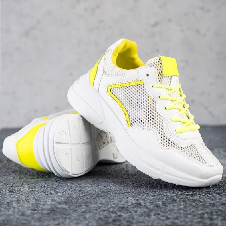 SHELOVET Sneakers med mesh vit 1