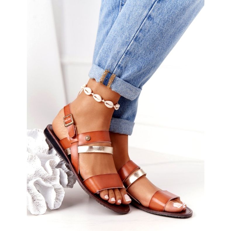 Platt sandaler för kvinnor, brun och guld Doris gyllene 2