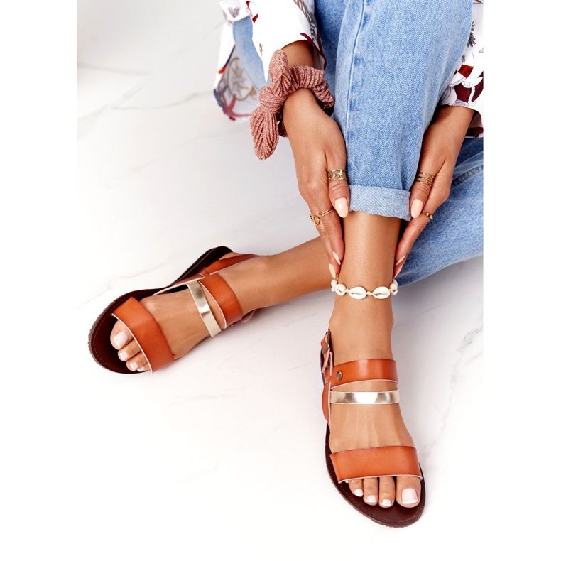 Platt sandaler för kvinnor, brun och guld Doris gyllene 5