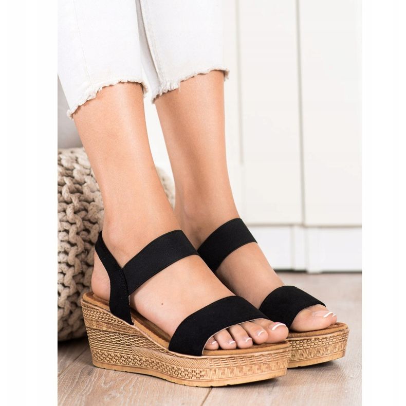 Queentina Lätta sandaler i mocka svart 2