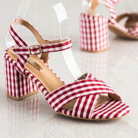 SHELOVET Moderiktiga rutiga sandaler röd 1