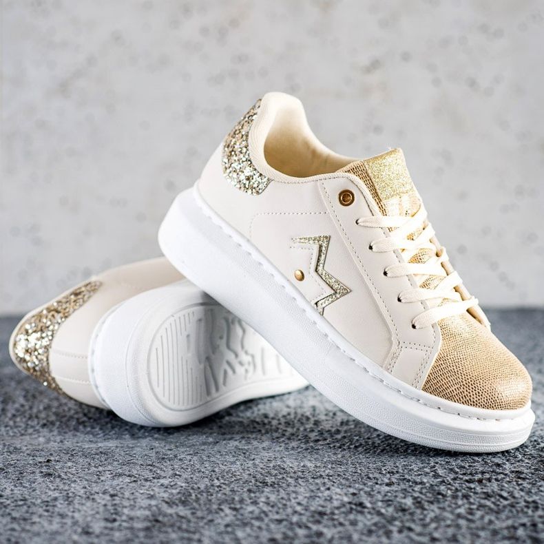 SHELOVET Snygga sneakers på plattformen beige 1