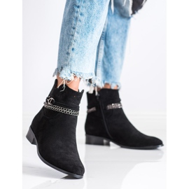 Stövlar med en dekorativ kedja VINCEZA svart 2