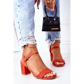 PS1 Mocka Orange Vanessa Sandaler På En Bar 2