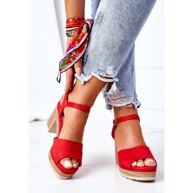 PW1 Sandaler På En Bar Och Plattform Röd Maggie 1