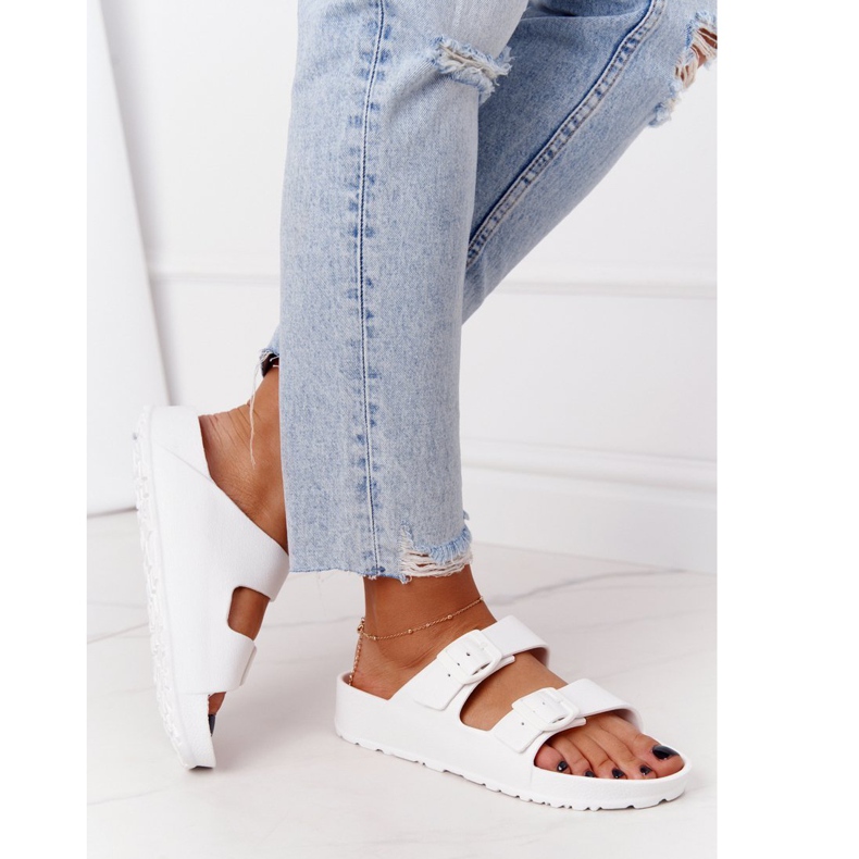 NEWS Kvinnors vita Stacy -tofflor i gummi 3