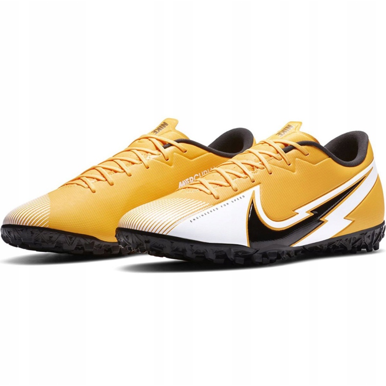 Nike Mercurial Vapor 13 Academy Tf M AT7996 801 fotbollsskor apelsiner och röda 1