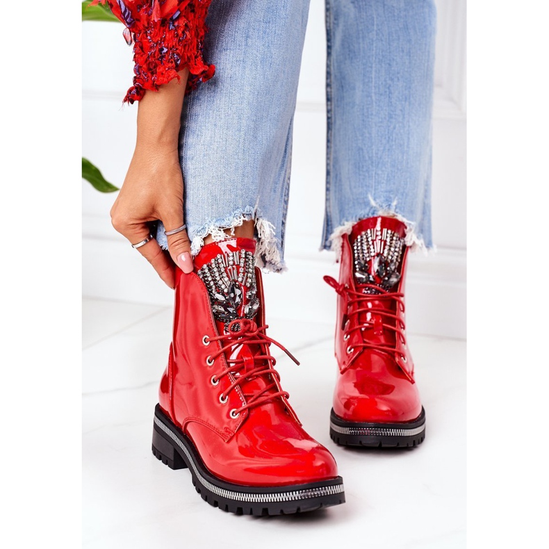 PS1 Lackerade varma arbetare med röd uppmärksamhet Cubic Zirconia 2