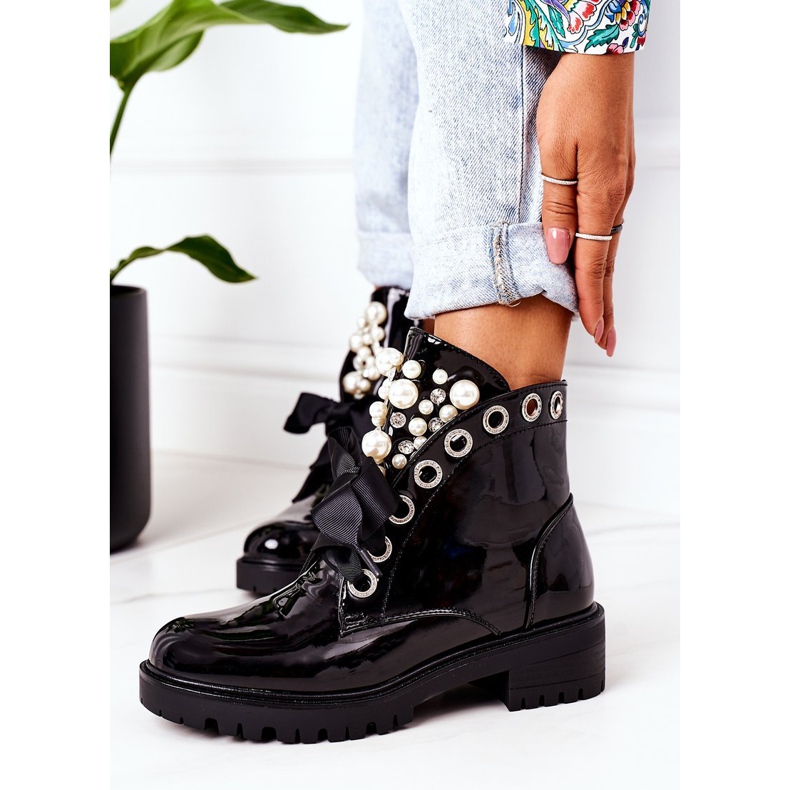 Lackerade varma arbetare med pärlor svart Perla 2