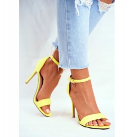 PS1 Kvinnors sandaler på en högklackad ekologisk mocka gul frihet 5