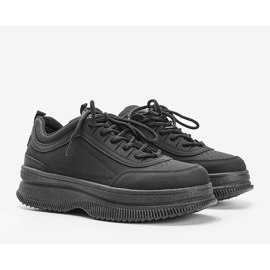 Svarta sneakers med Andreia matt finish 1