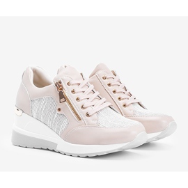 Beige blanka sneakers på kilen The Moment 1