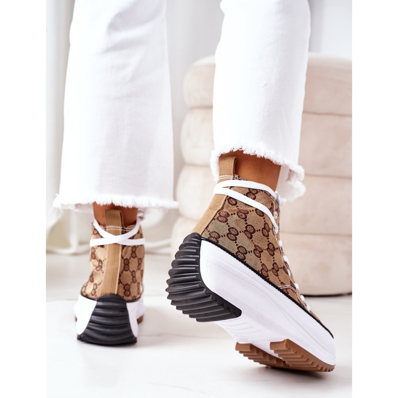 FJ1 Loggade sneakers på den elektriska kärleksbruna plattformen vit 2