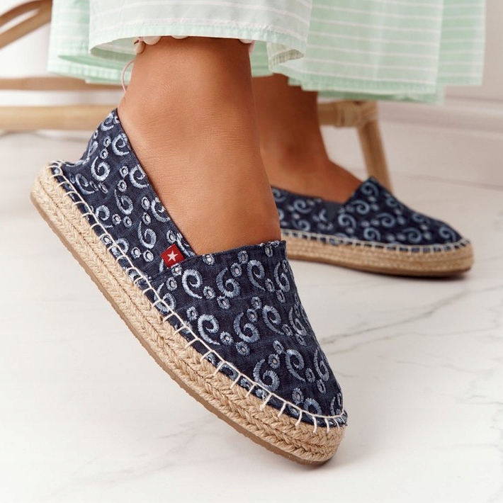 Espadrilles på en flätad plattform Big Star AA274628 Marinblå 1