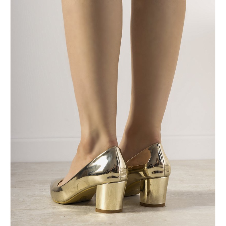 Guldpumpar på Harye -pelaren gyllene 2