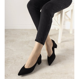 Svarta pumpar på Floren -stolpen 1