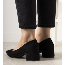 Svarta pumpar på Floren -stolpen 2