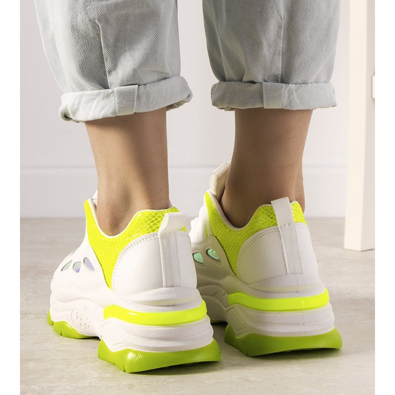 Vita sneakers med neon Far Away insatser 1