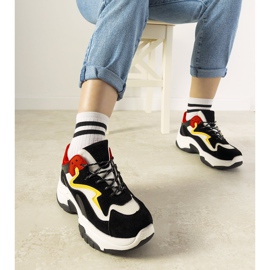 PA1 Svarta sneakers på en hög Monica -sula 1