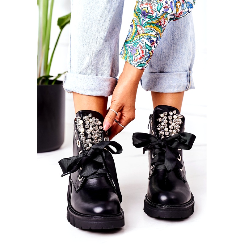 PS1 Varma arbetare med metallpärlor Svart Perla 2