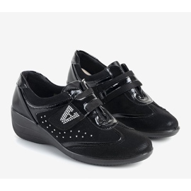 Svarta Merante kilklackar 1