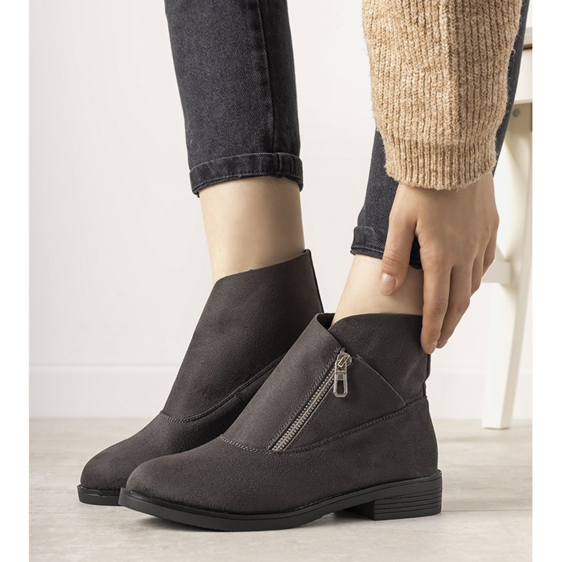 Grå plattklackade stövlar Belados 1