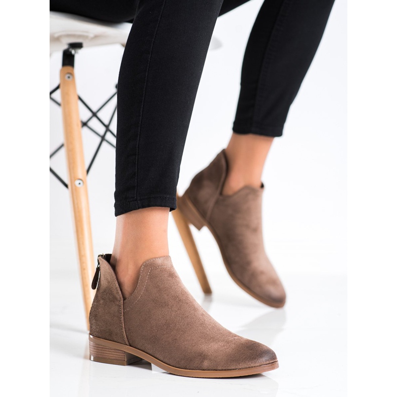 Mockaskor med utskurna VINCEZA brun 1