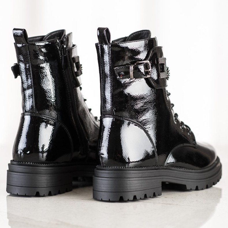 S. BARSKI Lackerade arbetare med kedja S.BARSKI svart 1