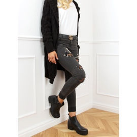 Svarta stövlar med tjocka sulor 9B1053 Svart 2