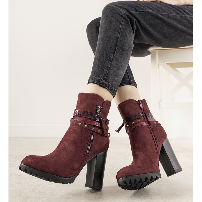 Barella rödbruna stövlar för kvinnor på stolpen 1