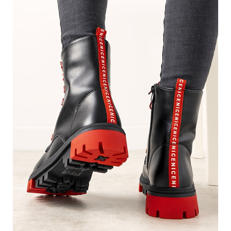 Svarta damstövlar från Asha 1