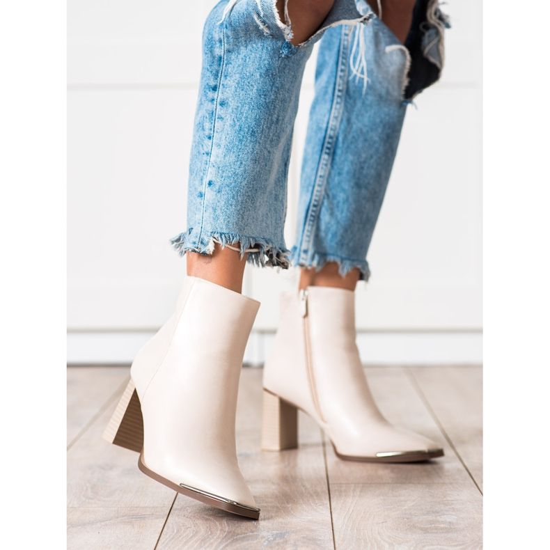 Seastar Eleganta stövlar på en stolpe beige 1